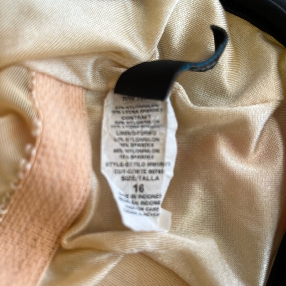 Maxine of Hollywood Black Tropical Floral Swim One Piece - Picture 8 of 8